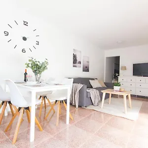 https://gara-54.in-canary-islands.com